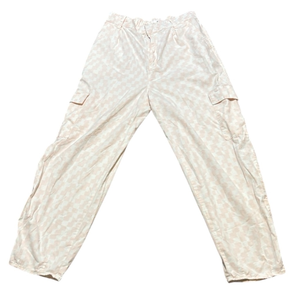 Stylish Pink Cargo Pants